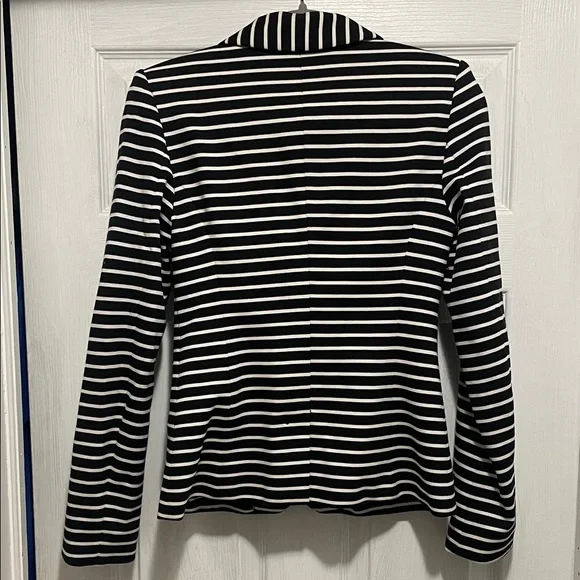 GUESS Women's Striped Blazer in Black and White - Picture 7 of 8